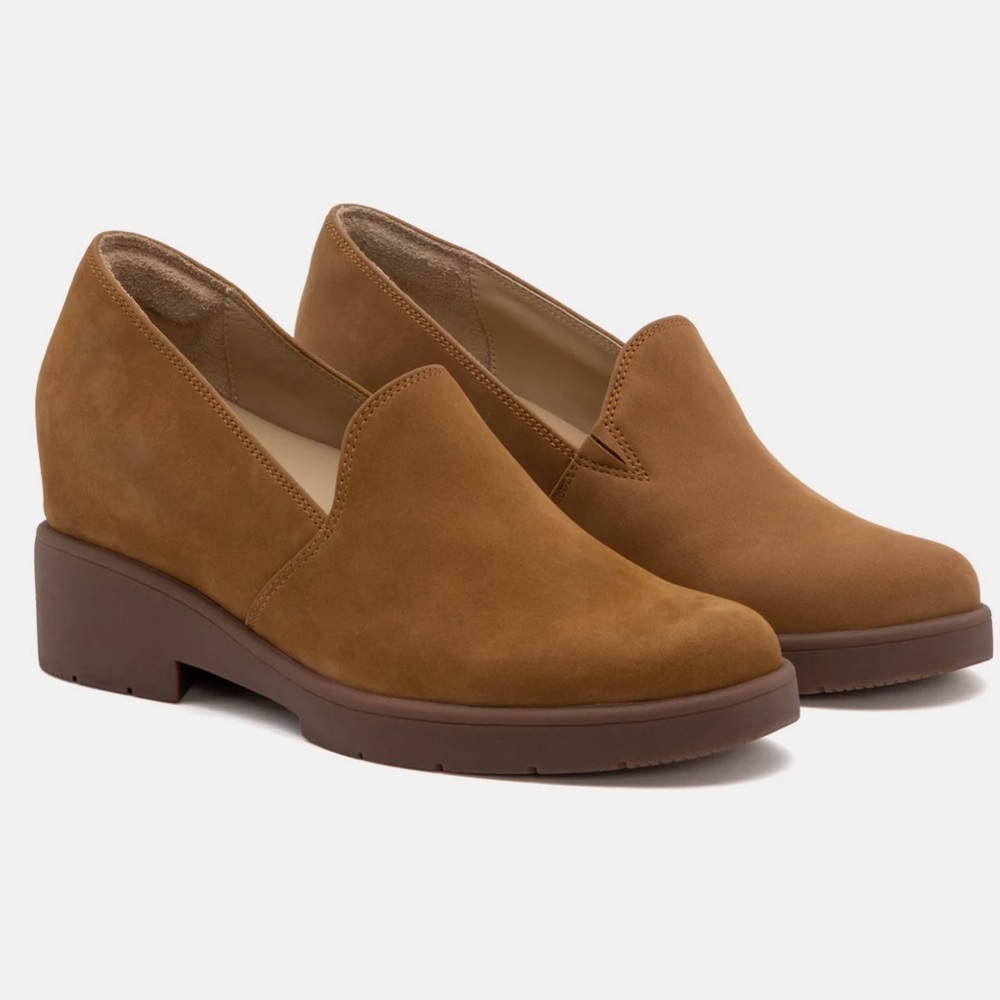 ABEO Horizon Slip-On Loafer | Women’s 7 | Tan Nubuck | NWOT Comfort Shoes